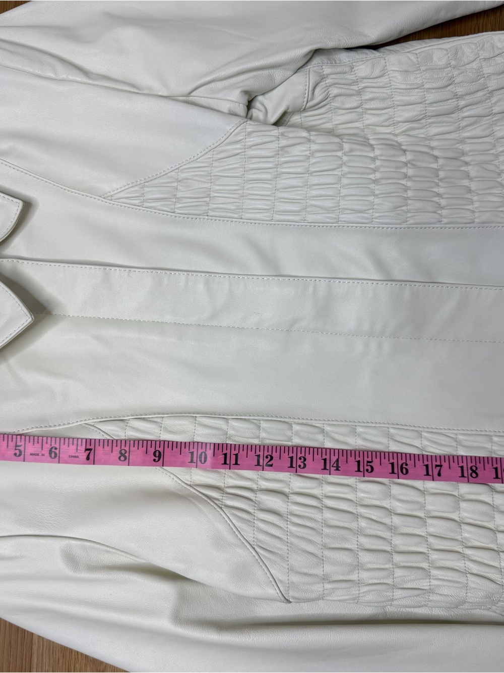 Montanaco Women's White Leather Jacket Ruched Side Panels Medium Vintage NWT - Picture 11 of 13
